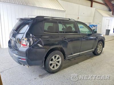 Trzecie zdjęcie samochodu z tyłu: 2013 TOYOTA HIGHLANDER PLUS VIN:5TDBK3EH4DS228847 - miniatura