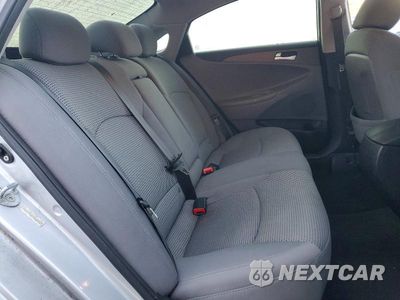 Zdjęcie 10 z 13 samochodu: 2011 HYUNDAI SONATA GLS VIN:5NPEB4AC6BH007671 - miniatura