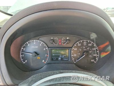 Zdjęcie 9 z 12 samochodu: 2014 NISSAN SENTRA S VIN:3N1AB7AP7EL684514 - miniatura