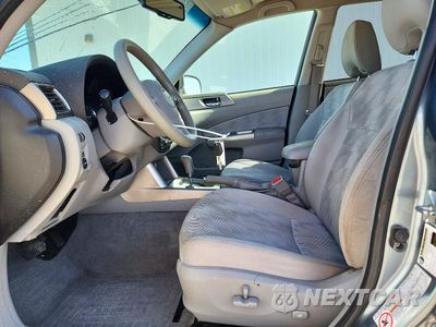 Zdjęcie 7 z 13 samochodu: 2010 SUBARU FORESTER 2.5X PREMIUM VIN:JF2SH6CC1AH905748 - miniatura