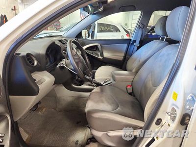 Zdjęcie 7 z 13 samochodu: 2010 TOYOTA RAV4 BASE VIN:2T3ZF4DV1AW036375 - miniatura