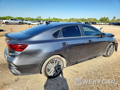Trzecie zdjęcie samochodu z tyłu: 2023 KIA FORTE GT LINE VIN:3KPF54AD5PE657771 - miniatura