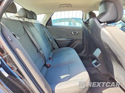 Zdjęcie 10 z 12 samochodu: 2025 KIA K4 LXS VIN:3KPFT4DE7SE054100 - miniatura