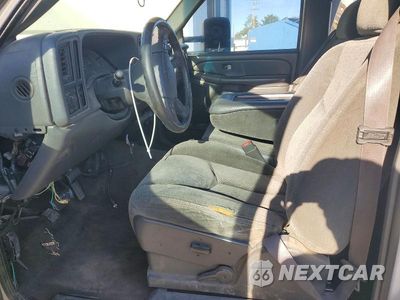 Zdjęcie 7 z 12 samochodu: 2004 CHEVROLET SILVERADO C2500 HEAVY DUTY VIN:1GCHC23124F167408 - miniatura