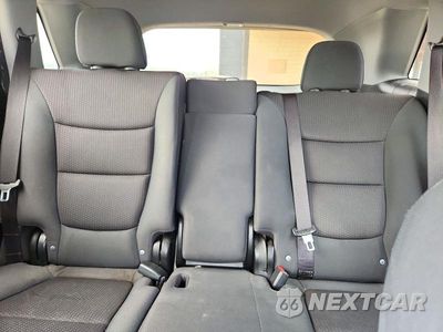 Zdjęcie 10 z 13 samochodu: 2011 KIA SORENTO LX VIN:5XYKT4A15BG162928 - miniatura