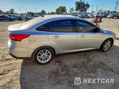 Trzecie zdjęcie samochodu z tyłu: 2015 FORD FOCUS SE VIN:1FADP3F25FL257191 - miniatura