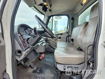 Zdjęcie 7 z 13 samochodu: 2020 FREIGHTLINER BUSINESS CLASS M2 BOX TRUCK VIN:3ALHCYFE7LDLY9764 - miniatura