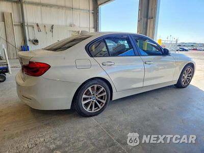 Trzecie zdjęcie samochodu z tyłu: 2018 BMW 320 I VIN:WBA8A9C52JAH13263 - miniatura