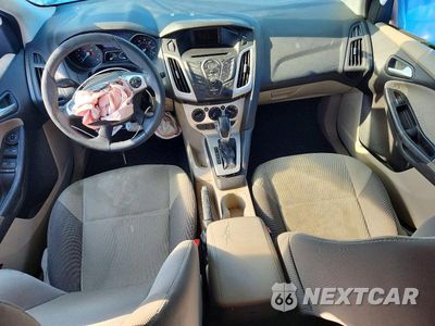 Zdjęcie 8 z 13 samochodu: 2014 FORD FOCUS SE VIN:1FADP3K22EL437376 - miniatura