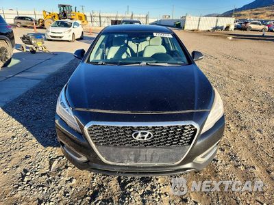 Piąte zdjęcie samochodu w środku: 2017 HYUNDAI SONATA HYBRID SE VIN:KMHE24L19HA043698 - miniatura