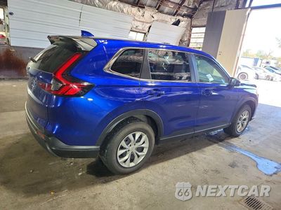 Trzecie zdjęcie samochodu z tyłu: 2025 HONDA CR-V LX VIN:2HKRS4H27SH400559 - miniatura