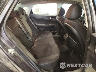 Zdjęcie 10 z 12 samochodu: 2017 KIA OPTIMA LX VIN:5XXGT4L37HG175892 - miniatura