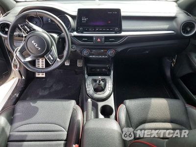 Zdjęcie 8 z 12 samochodu: 2023 KIA FORTE GT VIN:3KPF44AC5PE619273 - miniatura