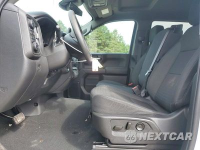 Zdjęcie 7 z 12 samochodu: 2025 CHEVROLET SILVERADO K1500 TRAIL BOSS CUSTOM VIN:3GCUKCED1SG354472 - miniatura
