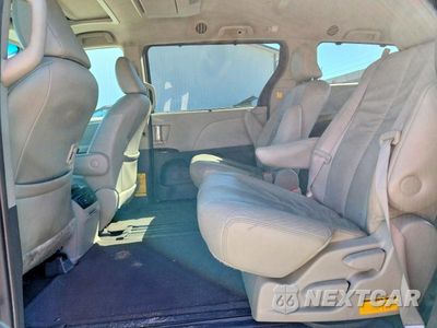 Zdjęcie 11 z 13 samochodu: 2011 TOYOTA SIENNA XLE 8-PASSENGER VIN:5TDYK3DC9BS006494 - miniatura