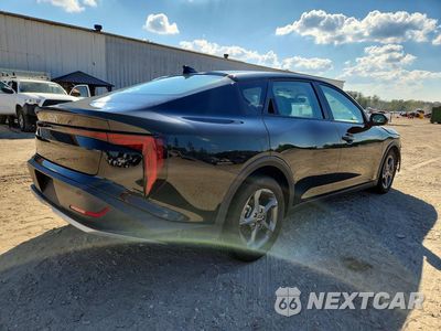 Trzecie zdjęcie samochodu z tyłu: 2025 KIA K4 LXS VIN:3KPFT4DEXSE135897 - miniatura