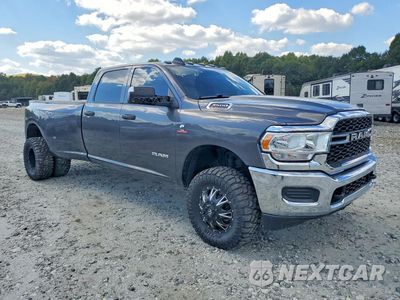 Czwarte zdjęcie samochodu z boku: 2021 RAM 3500 TRADESMAN VIN:3C63RRGL9MG514557 - miniatura