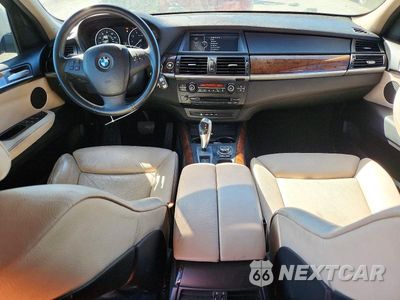 Zdjęcie 8 z 13 samochodu: 2011 BMW X5 XDRIVE35I VIN:5UXZV4C54BL410212 - miniatura