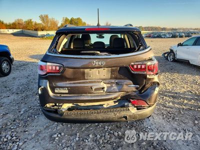 Zdjęcie 6 z 12 samochodu: 2019 JEEP COMPASS VIN:3C4NJDBBXKT641929 - miniatura