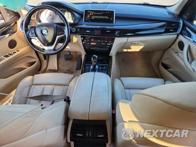 Zdjęcie 8 z 13 samochodu: 2014 BMW X5 XDRIVE35D VIN:5UXKS4C55E0J93916 - miniatura