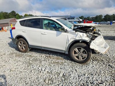 Czwarte zdjęcie samochodu z boku: 2015 TOYOTA RAV4 XLE VIN:2T3WFREV3FW151713 - miniatura