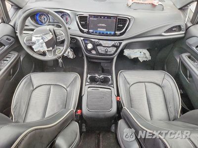 Zdjęcie 8 z 13 samochodu: 2026 CHRYSLER PACIFICA LIMITED VIN:2C4RC1GG3TR190393 - miniatura