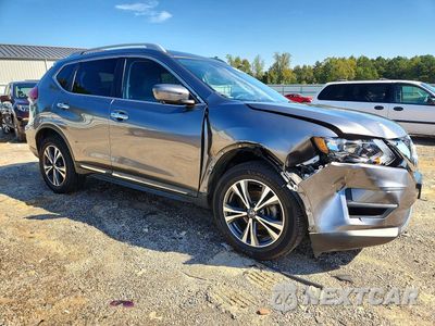 Czwarte zdjęcie samochodu z boku: 2018 NISSAN ROGUE SL VIN:5N1AT2MV9JC729820 - miniatura