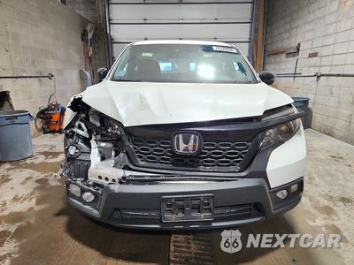 Piąte zdjęcie samochodu w środku: 2021 HONDA PASSPORT EXL VIN:5FNYF8H57MB040048 - miniatura