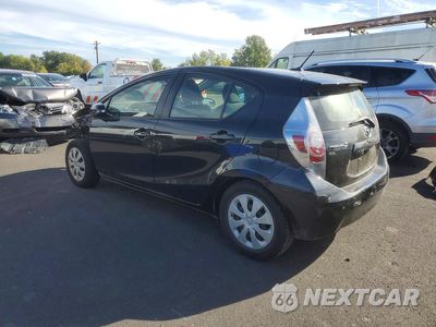 Drugie zdjęcie samochodu z przodu: 2014 TOYOTA PRIUS C THREE VIN:JTDKDTB38E1564728 - miniatura