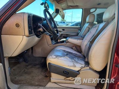 Zdjęcie 7 z 13 samochodu: 2003 CHEVROLET TAHOE C1500 VIN:1GNEC13Z33R133467 - miniatura