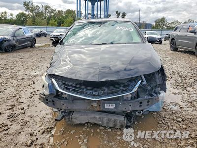 Piąte zdjęcie samochodu w środku: 2018 CHEVROLET CRUZE LS VIN:1G1BC5SM2J7220027 - miniatura