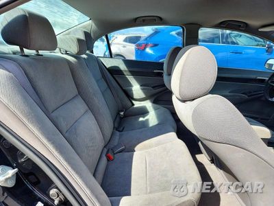 Zdjęcie 10 z 12 samochodu: 2011 HONDA CIVIC LX VIN:19XFA1F56BE032624 - miniatura