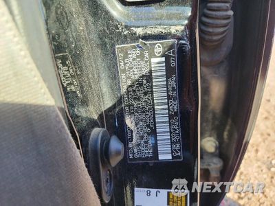 Zdjęcie 13 z 13 samochodu: 2012 TOYOTA PRIUS THREE VIN:JTDKN3DU1C5441412 - miniatura