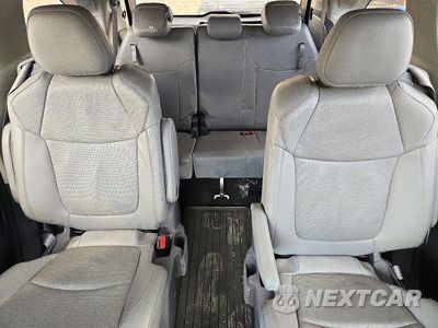 Zdjęcie 10 z 14 samochodu: 2021 TOYOTA SIENNA LIMITED 7-PASSENGER VIN:5TDZRKEC8MS029289 - miniatura