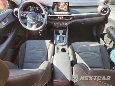 Zdjęcie 8 z 12 samochodu: 2022 KIA FORTE LXS VIN:3KPF24AD7NE496913 - miniatura