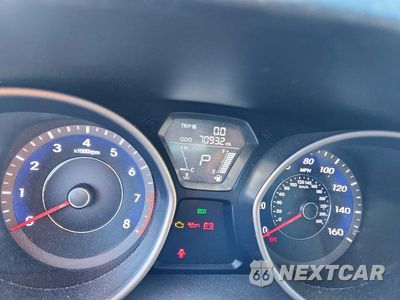 Zdjęcie 9 z 12 samochodu: 2013 HYUNDAI ELANTRA GLS VIN:5NPDH4AE8DH326732 - miniatura