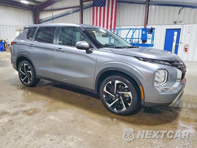 Czwarte zdjęcie samochodu z boku: 2023 MITSUBISHI OUTLANDER SE VIN:JA4J4UA85PZ058478 - miniatura
