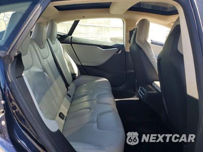 Zdjęcie 10 z 13 samochodu: 2015 TESLA MODEL S 85D VIN:5YJSA1H29FFP70869 - miniatura