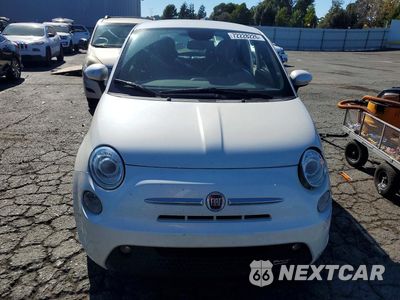 Piąte zdjęcie samochodu w środku: 2013 FIAT 500 ELECTRIC VIN:3C3CFFGE5DT714106 - miniatura