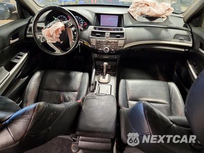 Zdjęcie 8 z 13 samochodu: 2009 HONDA ACCORD EXL VIN:1HGCP368X9A008624 - miniatura