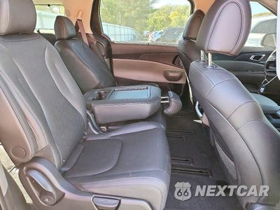 Zdjęcie 11 z 13 samochodu: 2027 KIA CARNIVAL EX VIN:KNDNC5KA6V6190505 - miniatura