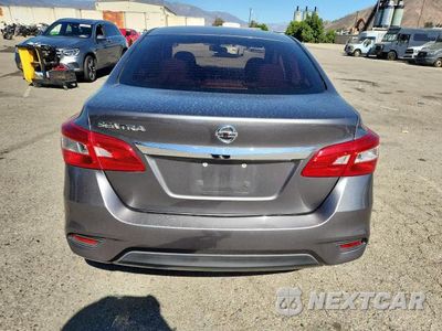 Zdjęcie 6 z 12 samochodu: 2017 NISSAN SENTRA S VIN:3N1AB7AP4HY225402 - miniatura