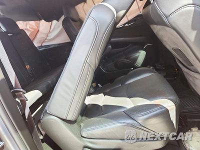 Zdjęcie 11 z 13 samochodu: 2018 CADILLAC ESCALADE ESV PLATINUM VIN:1GYS4KKJ3JR216530 - miniatura