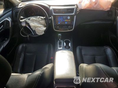 Zdjęcie 8 z 12 samochodu: 2018 NISSAN ALTIMA 2.5 SL VIN:1N4AL3AP5JC174077 - miniatura