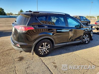 Trzecie zdjęcie samochodu z tyłu: 2018 TOYOTA RAV4 LE VIN:2T3BFREVXJW760434 - miniatura