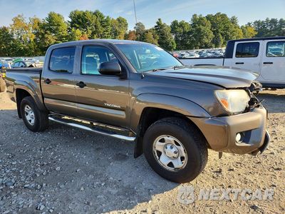 Czwarte zdjęcie samochodu z boku: 2012 TOYOTA TACOMA V6 VIN:5TFLU4ENXCX027103 - miniatura