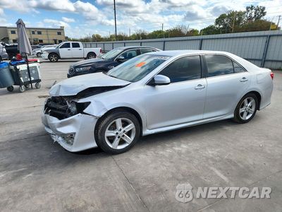 2013 TOYOTA CAMRY SE 4T1BF1FKXDU209732 - główne zdjęcie licytacji z USA - miniatura