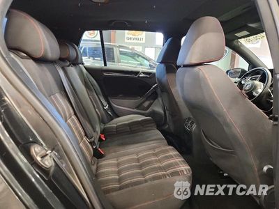 Zdjęcie 10 z 12 samochodu: 2011 VOLKSWAGEN GTI VIN:WVWHD7AJ5BW103129 - miniatura