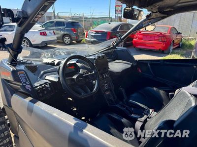 Zdjęcie 11 z 12 samochodu: 2023 CAN-AM MAVERICK X3 MAX RS TURBO RR VIN:3JBVKAV2XPE000396 - miniatura
