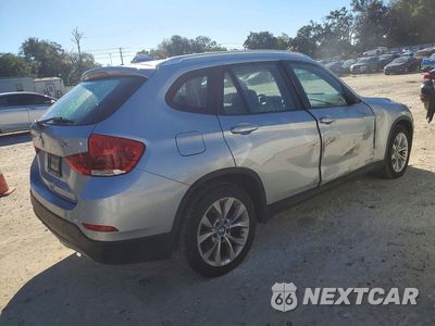 Trzecie zdjęcie samochodu z tyłu: 2014 BMW X1 XDRIVE28I VIN:WBAVL1C59EVY14312 - miniatura
